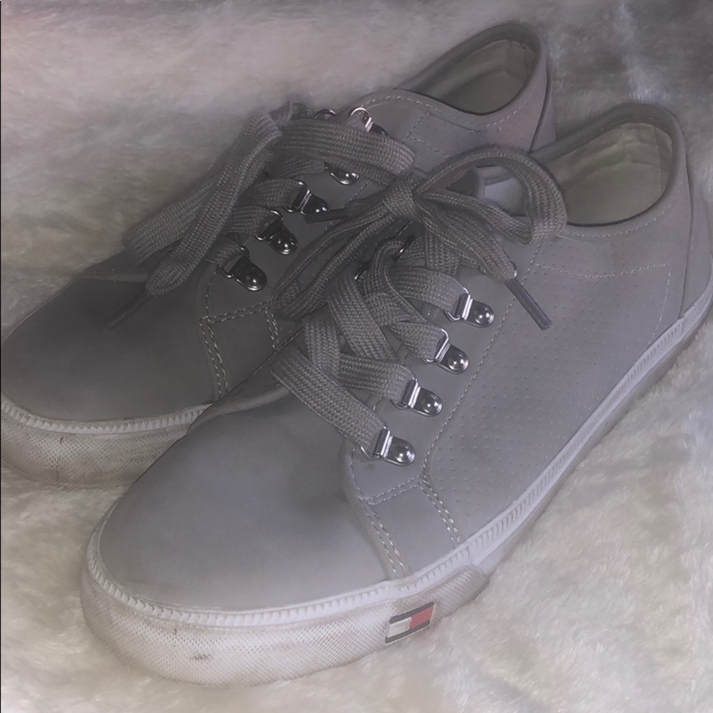 Tommy Hilfiger sneakers